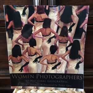 Women Photographers of National Geographic paperback book coffee table